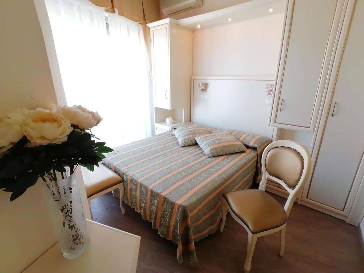 Hotel Nordic Беллария-Иджеа-Марина Экстерьер фото