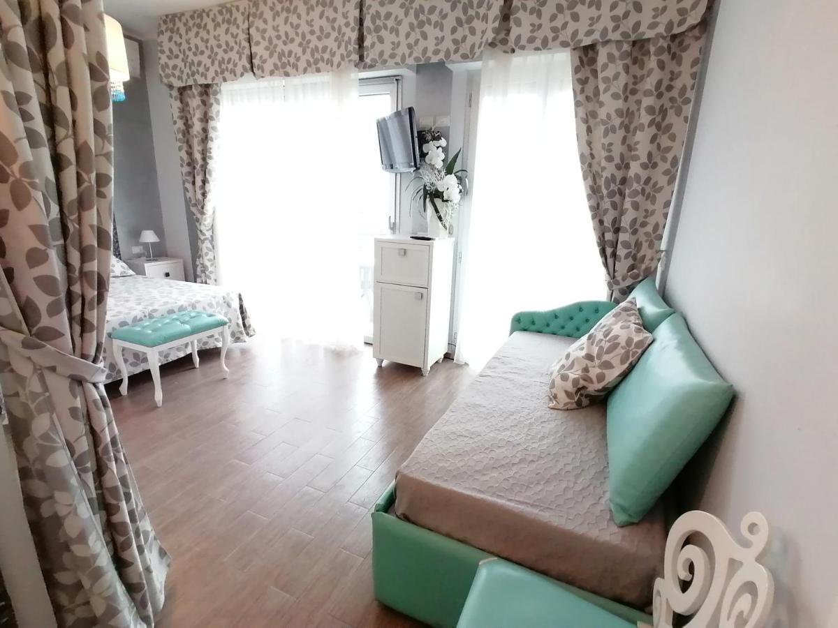Hotel Nordic Беллария-Иджеа-Марина Экстерьер фото
