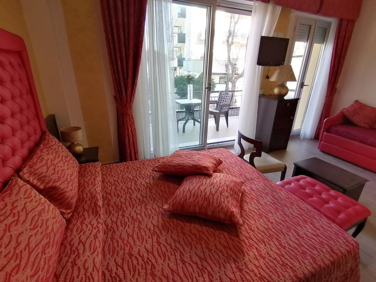 Hotel Nordic Беллария-Иджеа-Марина Экстерьер фото