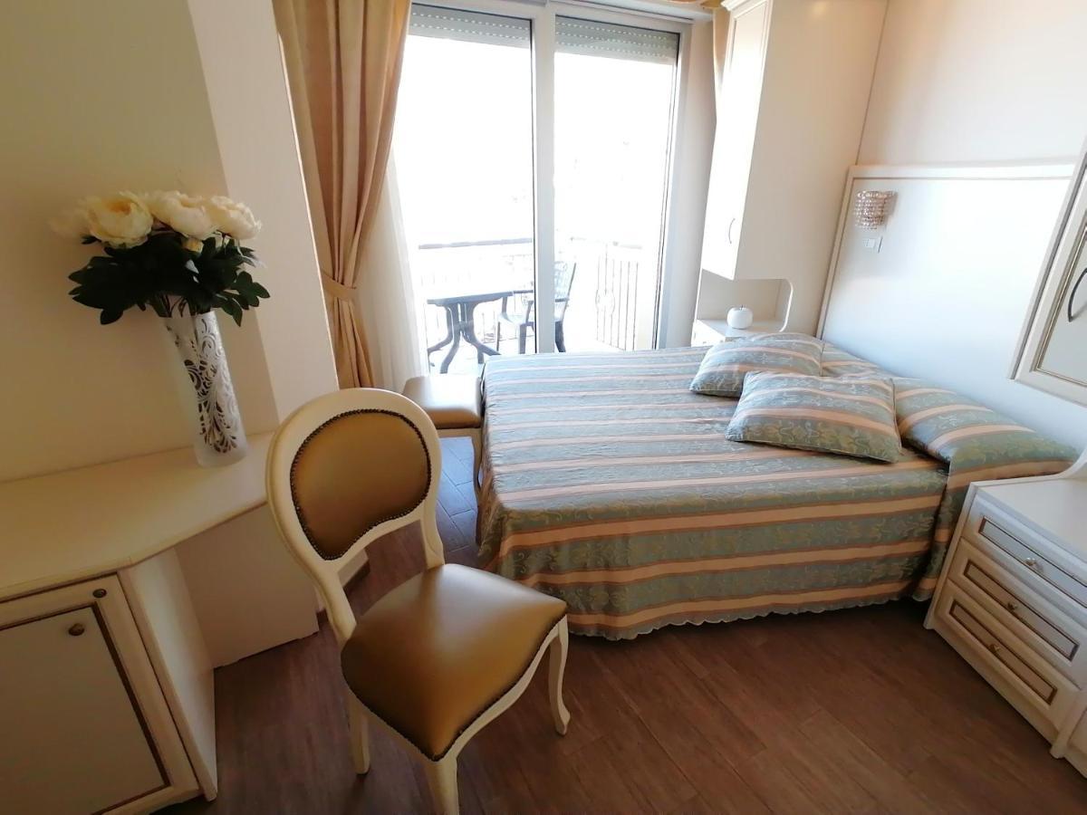 Hotel Nordic Беллария-Иджеа-Марина Экстерьер фото